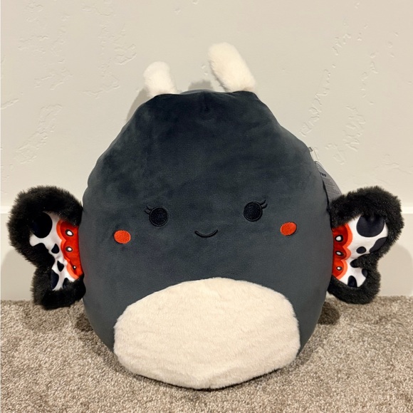 Ina - Picture 1 of 8